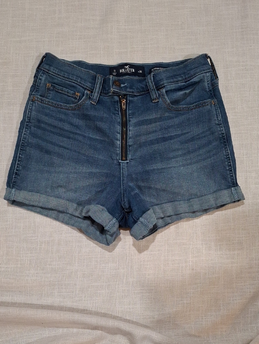 Hollister Mid-Blue Zip-Front Rolled Hem Denim Shorts